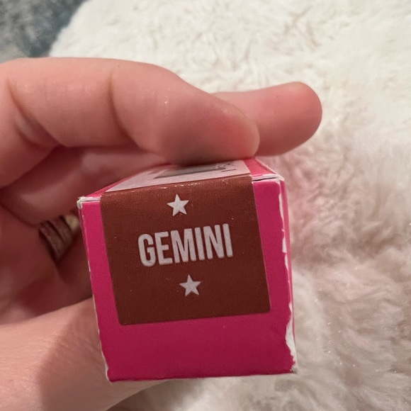 Jeffree star Gemini lipstick - Picture 2 of 2